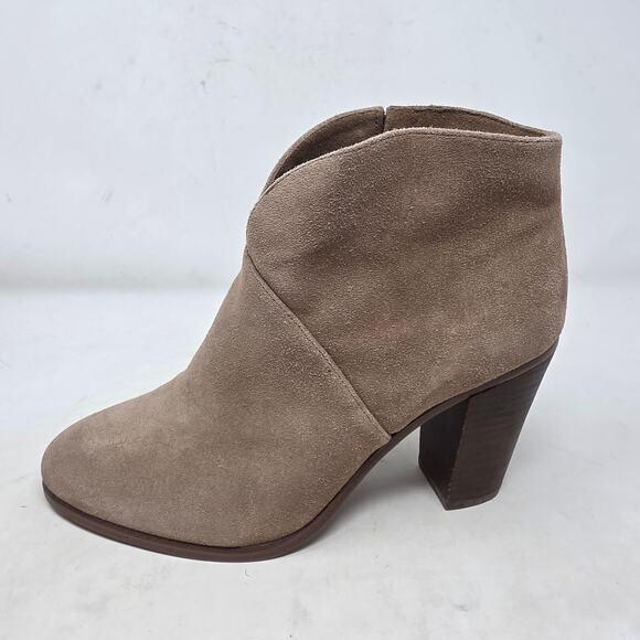 Vince Camuto Franell Suede Almond Toe Ankle Booties Womens Size 7.5 Taupe Zip - Picture 2 of 8